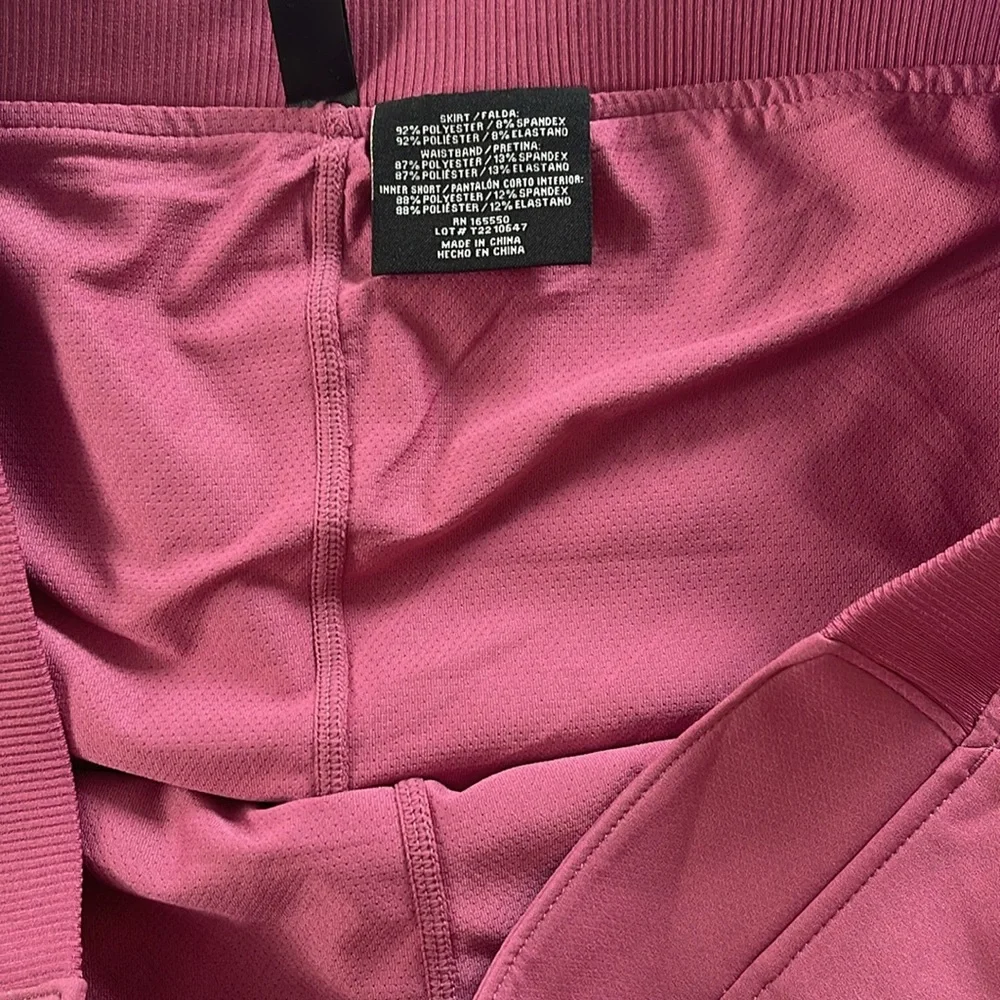 Pink skorts - Picture 2 of 3